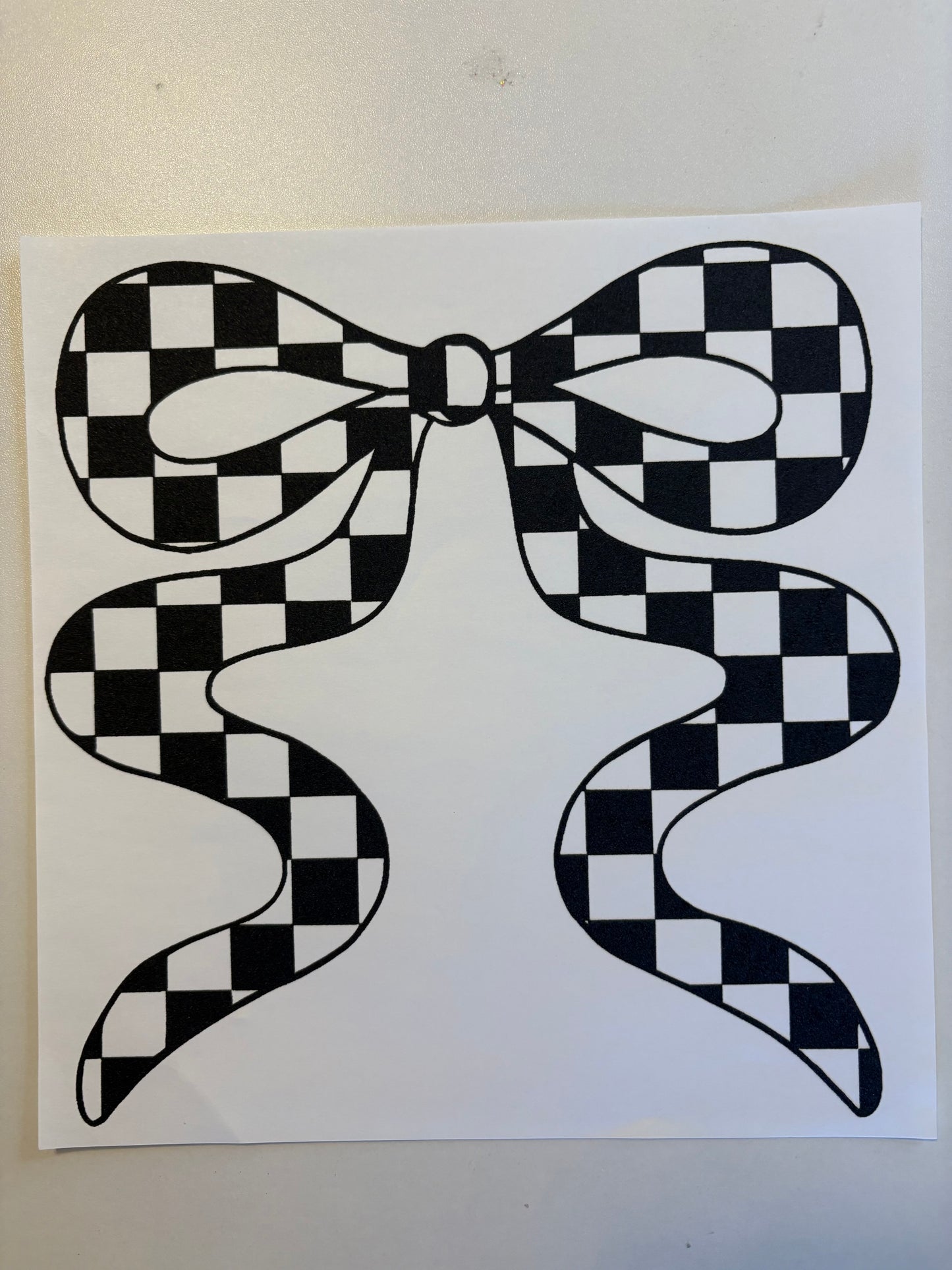 Checkered bow