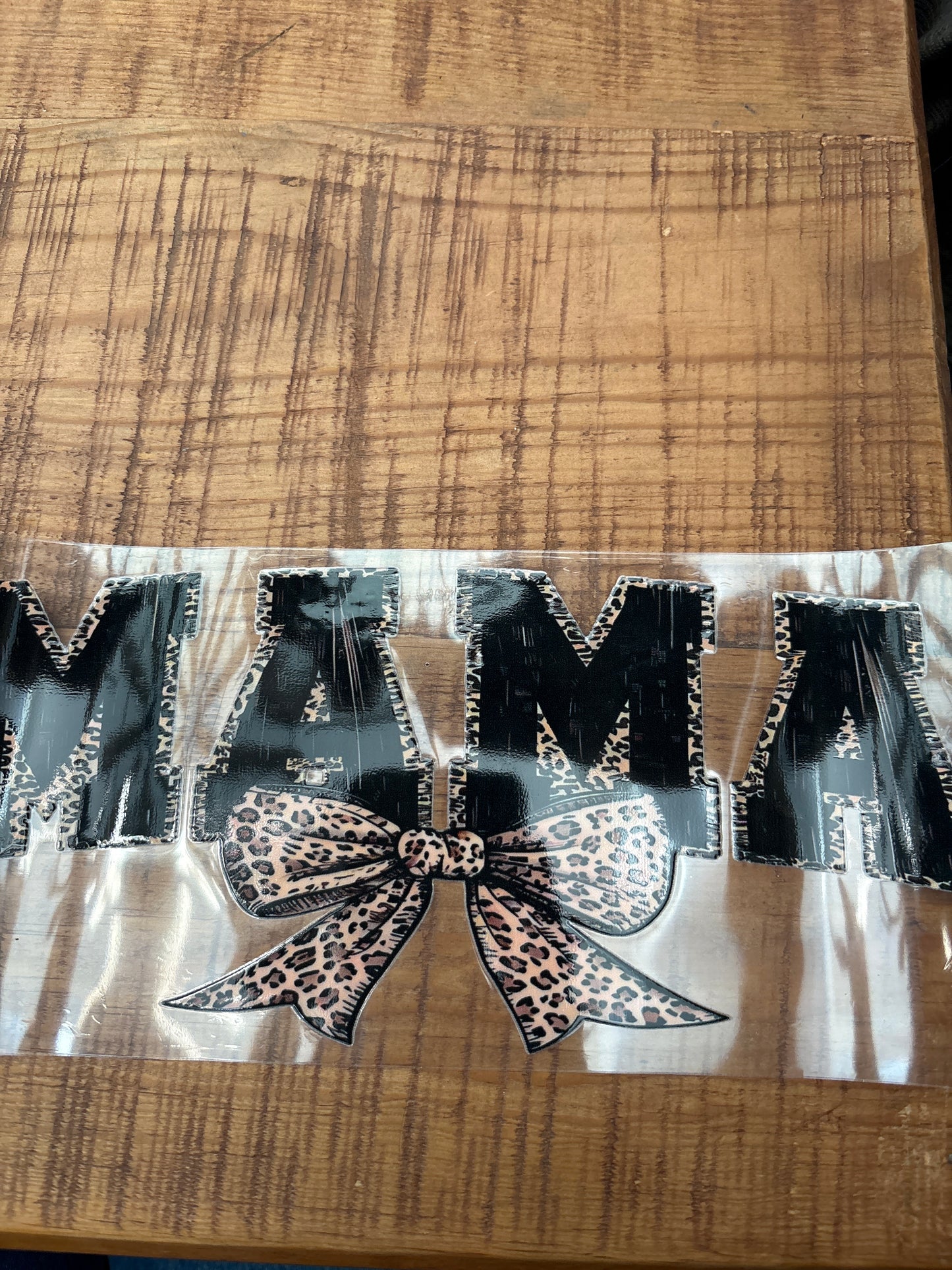 Mama cheetah bow