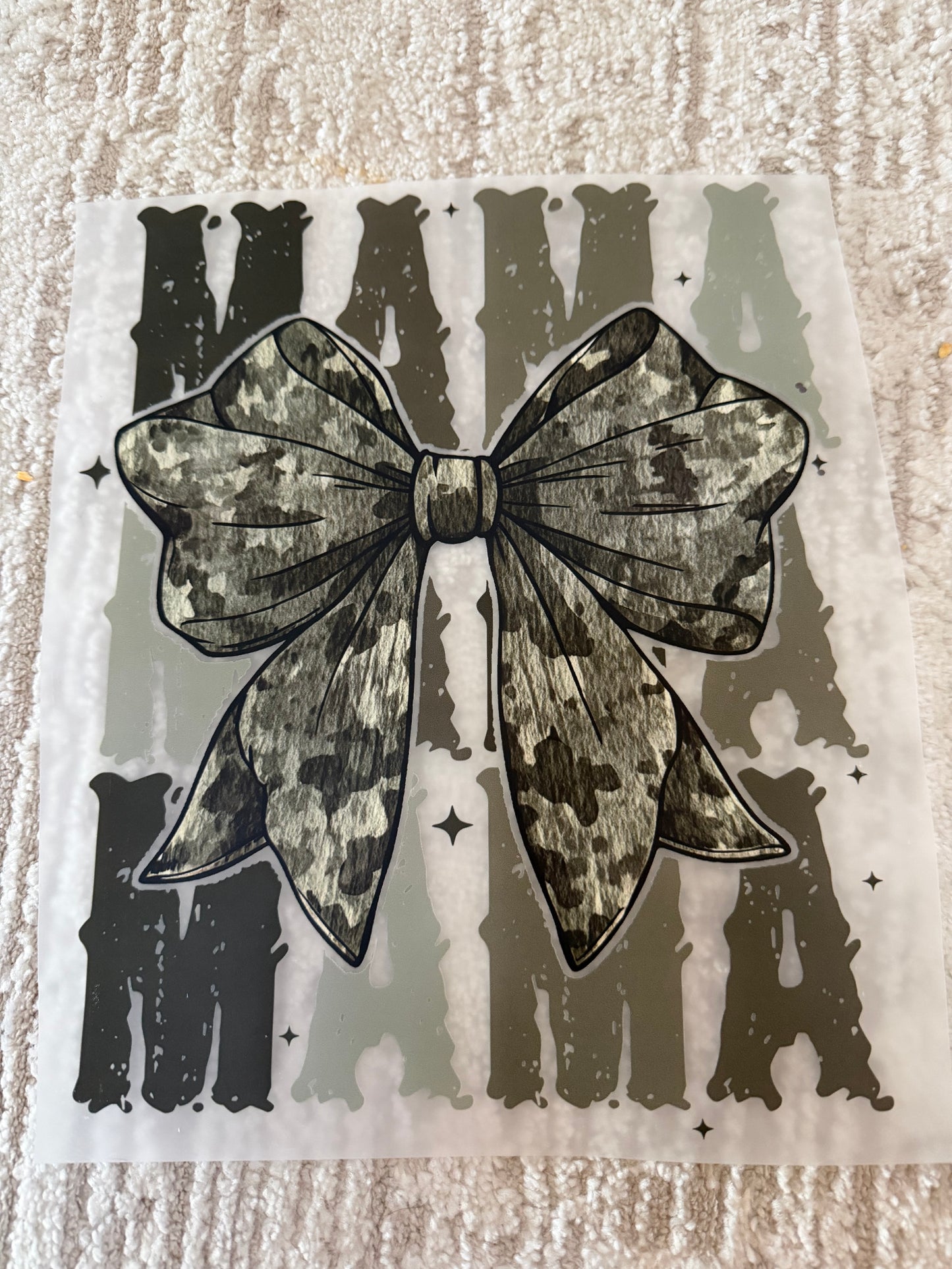 Mama camo bow