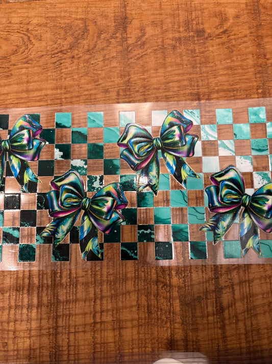 Bows with checkered print