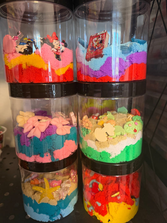 Live claim kinetic sand jars!