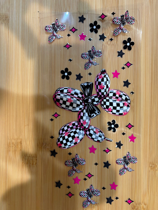 checkered balloon dog 1